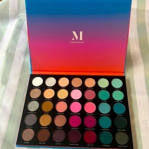 Morphe 35S Sweet Oasis